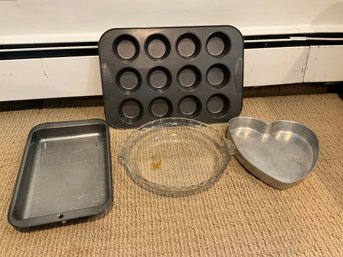 Grouping Of Bakeware