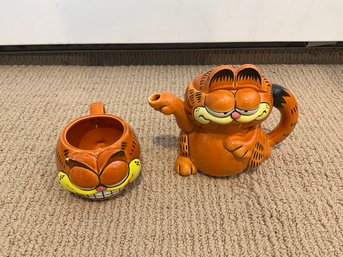Garfield The Cat Teapot And Mug