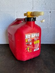 5 Gallon No-spill Gas Can (1 Of 3)