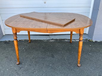 Vintage Ethan Allen Queen Anne Style Dining Table