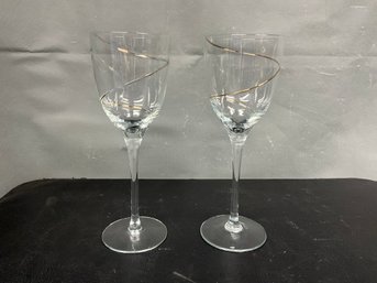 Pair Of Clear Wine Glasses With Gold Swirl