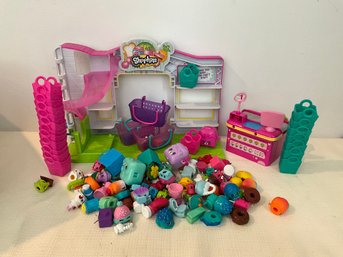 Grouping Of Shopkins Incl. Accessories