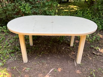 Grosfillex Extension Patio Table