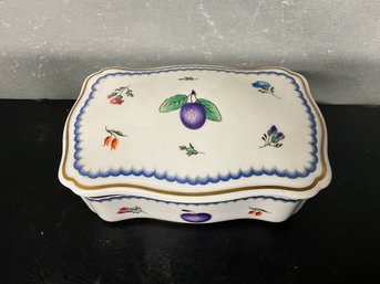 Richard Ginori Porcelain Floral Lidded Box