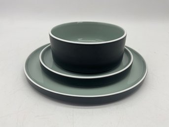 Noritake Colortrio Stax Porcelain Set