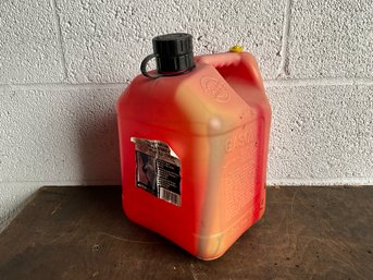 2 Gallon Gas Can