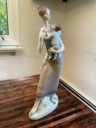 Vintage Lladro Mother And Child Figurine