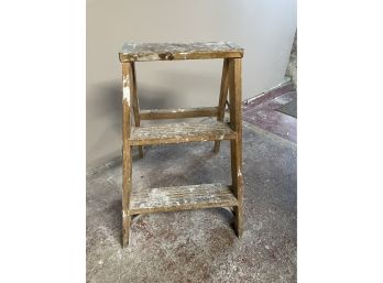 2' Wooden Step Ladder