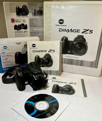 Konica Minolta DIMAGE Z5 Camera 48X