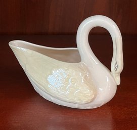 Belleek Swan