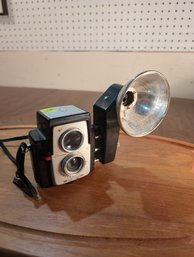 Brownie Starflex Camera W/ Flash
