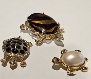 Trio Of Turtle Pins - DeNicola Marvella