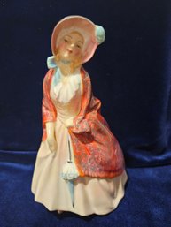 Royal Doulton Paisley Shawl HN1988 Woman Bone China Figurine