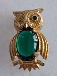 Castlecliff Green Jelly Belly Winking Owl Pin Brooch