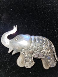 Vintage Sterling Silver Elephant Pin Brooch.