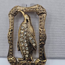 Penguin Gold Tone Fashion Costume Pin Brooch