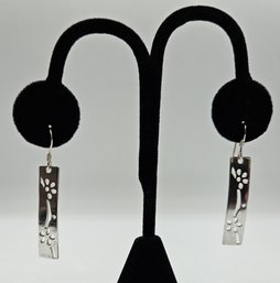 Contemporary Sterling Silver Cut Out Floral Wire Dangle Earrings