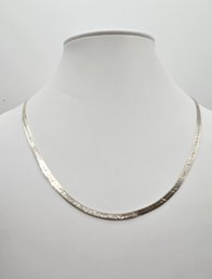 Beautiful 28' Sterling Silver Double Sided Herringbone Decorated Chain Necklace