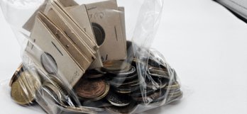 2 Lb Grab Bag Of Unsorted Foreign Coins - Spain, Egypt, Japan, Denmark, Australia, Ireland - Lot 2
