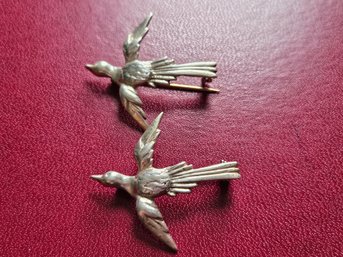 Pr. (2) Sterling Silver Birds In Flight Pins - 9.4 Grams