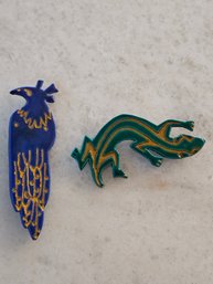 Vintage Southwestern Style Plastic Pins - Marked DL