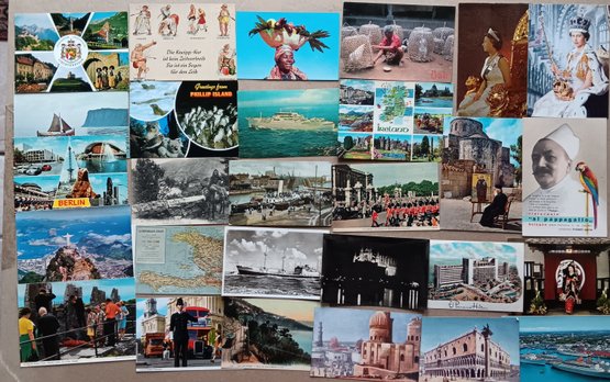 Large Lot Of 200 Plus International Post Cards,
