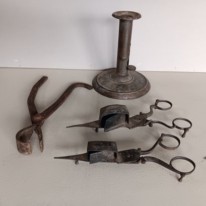 Antique Lighting Lot: 2 Footed Wick Cutters, Push-up Candlestick, Wrought Nippers