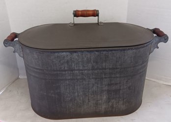 Vintage Large Galvanized Boiler/ Wash Tub Wood Handles & Lid