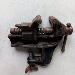 Vintage Hardy #2 Small Vise