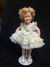 Shirley Temple Dawn With White Fluffy 9'