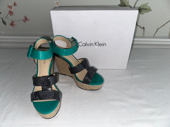 NEW Calvin Klein Wedge Espadrilles Sandals Womens