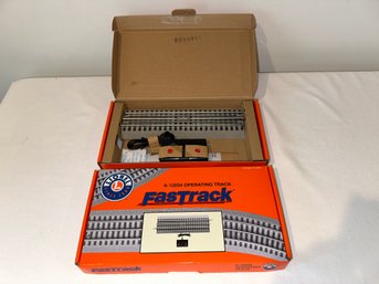Two NEW Sets Of Lionel Fast Track Operating Tracks