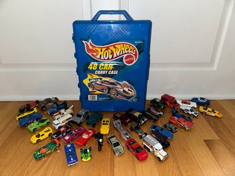 Great Vintage Hot Wheels Carry Case With Cars