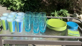 Lot Of Assorted Crate And Barrel, Creative Ware Cups Saucers And Plates