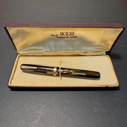 VINTAGE MOORE BLACK FOUNTAIN PEN -14K NIB -MOORE PEN CO BOSTON