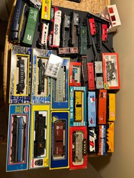 Lot Of 35 Trains Various Herpa HO Gauge Model Power TYCO Varney