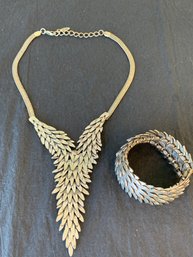 Chunky Statement Necklace And Bracelet Set