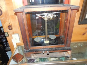 Antique Cased Balance Scale With Boxed Set Of Weights