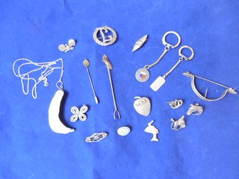 Miscellaneous Lot Of Vintage Sterling Silver Jewelry  Approx 1.8oz