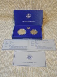 1986 US Liberty Coins  Silver Dollar &  1/2 Dollar Boxed Set