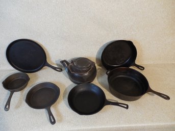 Lot Of 7 Pieces Of Cast Iron Cookware, Including Wagner & Lodge