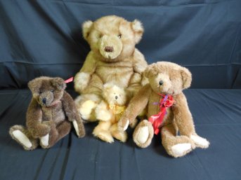 Lot Of 4 Teddy Bears, 2 Of Which Are Jointed And Mary Meyer, And Boyd