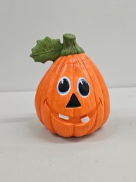 SOMEONE GIVE THIS CUTIE CERAMIC PUMPKIN A HOME