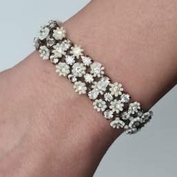 1950s Leru Marked Daisy And Rhinestone Bracelet WHAT A CUTIE