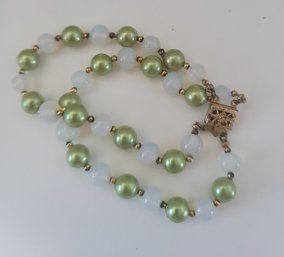 Dainty And Pretty! Vintage Double Strand Beaded Bracelet Great Condition