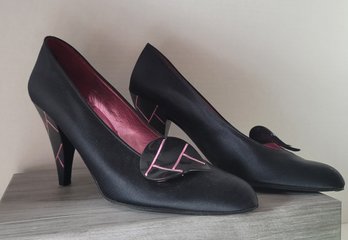 Betcha Don't Have These! Gorgeous Vtg New Charles Jourdan France Satin Pumps Size 7 1/2 Look At The Taps!