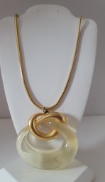 Holy Lucite! Take A Look (and Bid!) At This Vintage 70s Lucite And Gold Tone Necklace It's Huge! Excellent Con