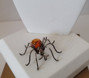 You Needn't Be Afraid Of This Cutie! Antique/Vintage Sterling And Baltic Amber Spider Brooch Excellent Cond