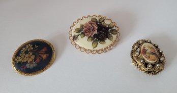 Vintage Floral And Victorian Style Brooch Lot That Dried Flowers One! Good To Excellent Condition