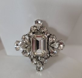 Gorgeous Vintage 50s Weiss Huge Center Emerald Cut Rhinestone Brooch Excellent Condition